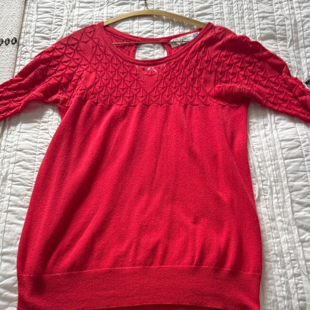 Sparrow Vibrant Red Textured Sweater with back keyhole cutout